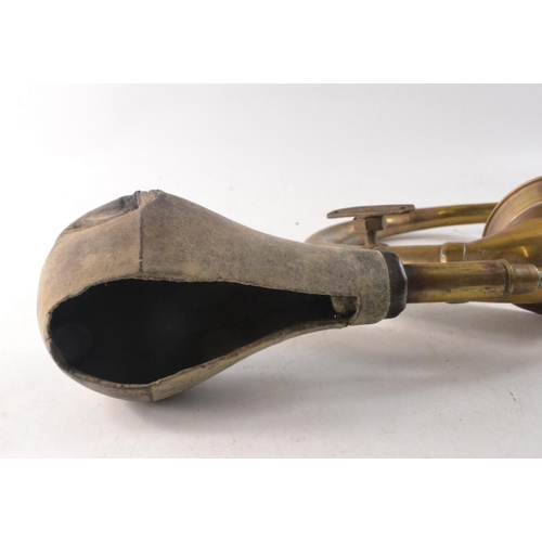 128 - Vintage brass taxi horn.