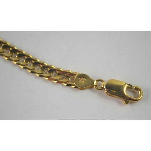 47 - 750 (18ct) stamped flat link necklace. Marked ITALY