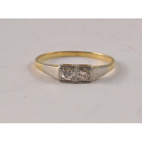 92 - Ladies twin diamond round brilliant cut with each stone estimated at .11g each, total weight in ston... 