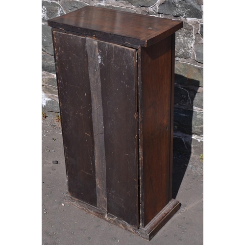 487 - Small standing Victorian oak & glazed cupboard with three shelves