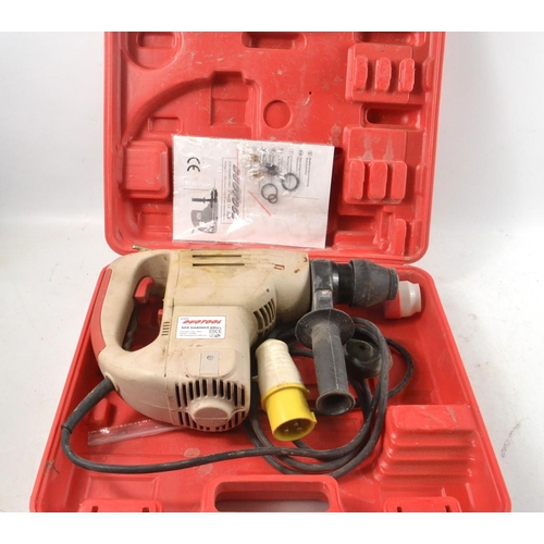 546 - Duotool hammer drill with 110V connection in fitted case