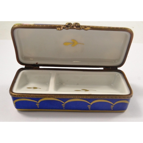 119 - LOVELY LIMOGUES ! A small rectangular vintage LIMOGUES snuff/pill box with gilt trim L 9cm x W 4cm