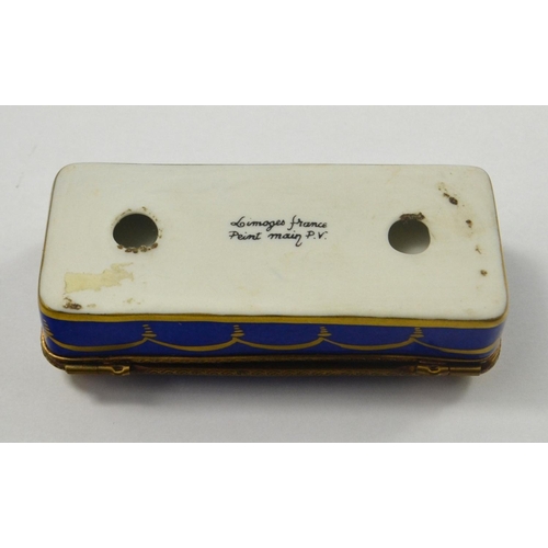 119 - LOVELY LIMOGUES ! A small rectangular vintage LIMOGUES snuff/pill box with gilt trim L 9cm x W 4cm