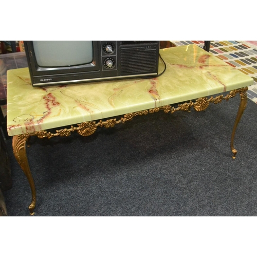 380 - Oynx style topped table on gilded legs