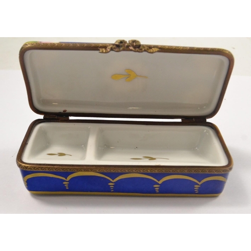 135 - LOVELY LIMOGUES ! A small rectangular vintage LIMOGUES snuff/pill box with gilt trim L 9cm x W 4cm