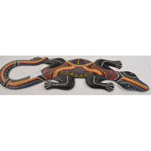 299 - An ABORIGINAL wall GECKO LIZARD all the way from OZ in typically brightly painted colours - just loo... 