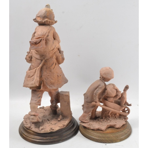 184 - UNUSUAL! Two expressive figures on wooden plinths.  Tallest 28cm approx.