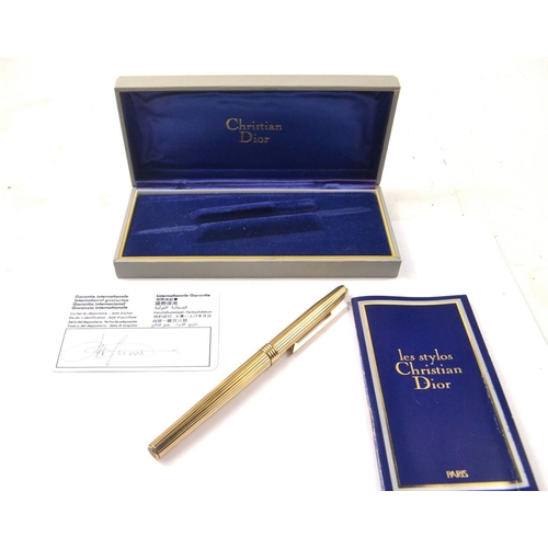 30 - STYLISH! CHRISTIAN DIOR original 925 silver stamped fountain pen with a 585 yellow gold stamped nib ... 