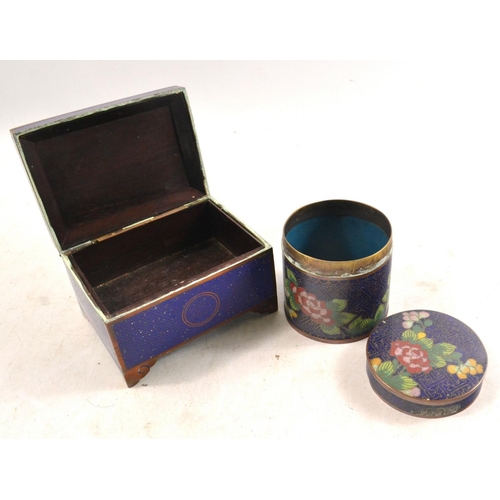 134 - Two vintage pieces of CLOISONNE to include a lidded container (h=8cm, d=8cm) and also a nice quality... 