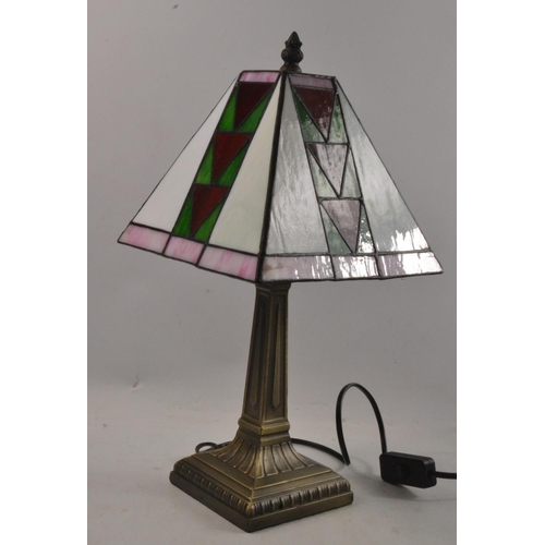 187 - UNUSUAL TIFFANY inspired table lamp in a green white pink and red design 40cm height