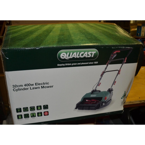 494 - QUALCAST brand new Electric 32cm cut 400 watt lawnmower