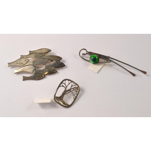 54 - AN UNUSUAL studio crafted Mexican fish brooch with also a PIETER BREUGHEL metal designer brooch and ... 