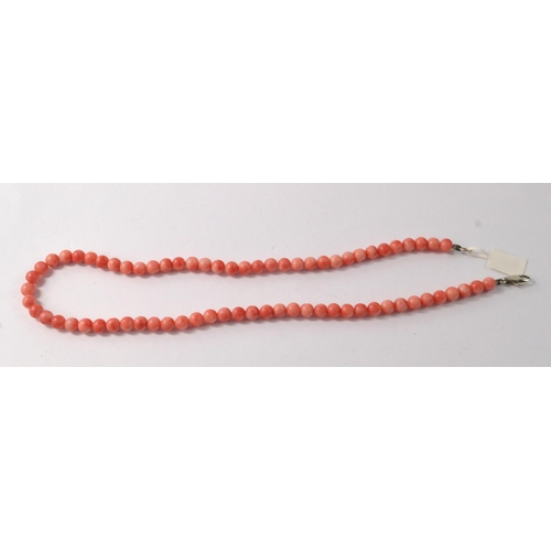 81 - A BEAUTIFUL CORAL necklace