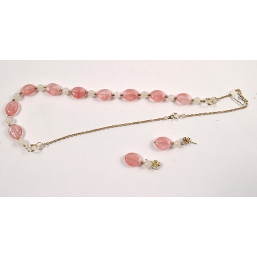 82 - A nicely presented strawberry quartz and moonstone necklace and earrings set