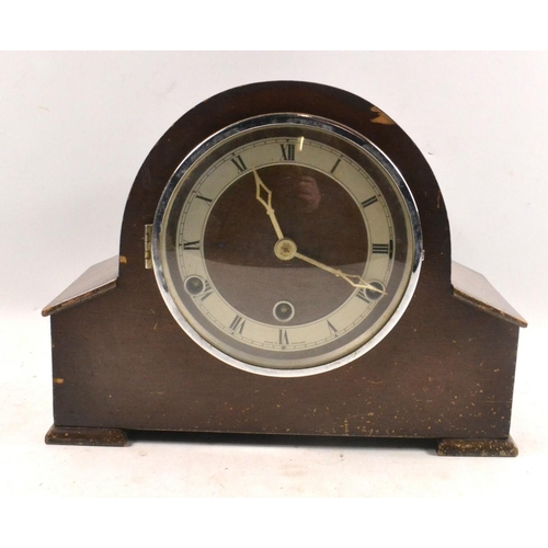 43 - An old c1950's mantle clock 30cm length x 23cm height