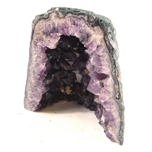 69 - GEOLOGICAL INTEREST!! A QUINTISENTIALY beautiful large piece of PURPLE QUARTZ