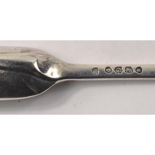 10R - Hallmarked Victorian silver double ended marrow scoop with 1882 London hallmark by Francis Higgins