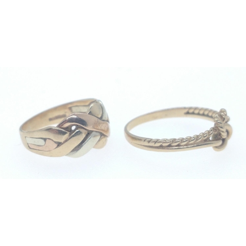 6D - Two 375 stamped yellow gold rings, one in tri-coloured gold ring size J, the other ring size Q combi... 