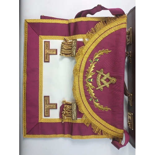 7J - MASONIC AND LOCAL INTEREST SUPER QUALITY!! The Lodge Of ERCILDOUNE No 1119 Masonic APRON Made by TOY... 