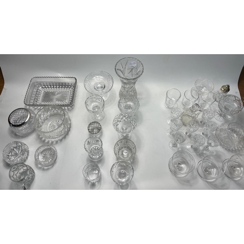 205 - Lovely collection of VINTAGE CRYSTAL and cut glass to include 2 pairs of EDINBURGH CRYSTAL SUNDAE DI... 