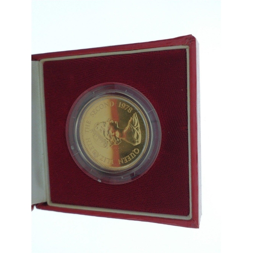 2 - A 1978 HONG KONG $1000 Lunar Year Coin 'The Year Of The Horse' struck in 22ct yellow gold within its... 