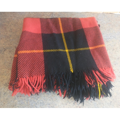 380 - A 4ft x 5ft SUPER QUALITY TARTAN RUG#425