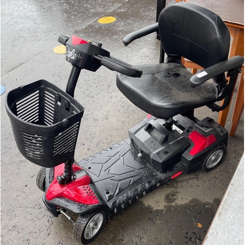 528 - A nice condition DRIVE STYLE disabled electric buggy with charging cable - as new condition only two... 