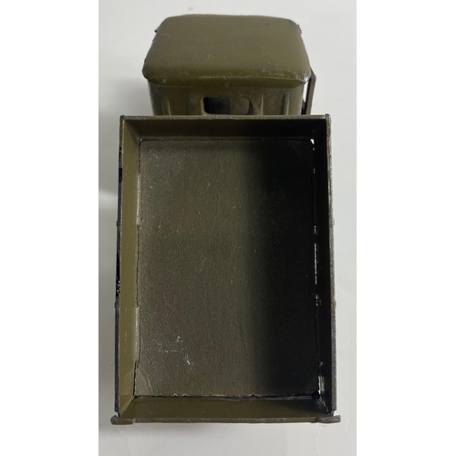 104 - QUITE RARE! Vintage Britains DIECAST ARMY LORRY 4 WHEEL TIPPER  with drop back tail gate and driver.... 