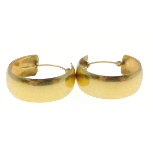18 - Two pairs of hoop earrings one 750 stamped(faint stamp) purchased in Saudi Arabia, weight 6.5g appro... 