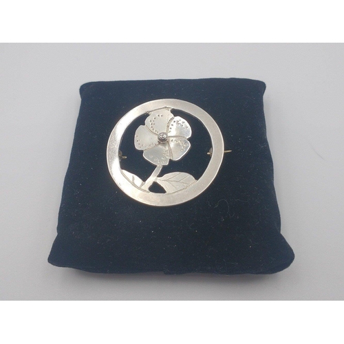 65 - Hallmarked Birmingham 1982 silver circular brooch with flower head design#66
