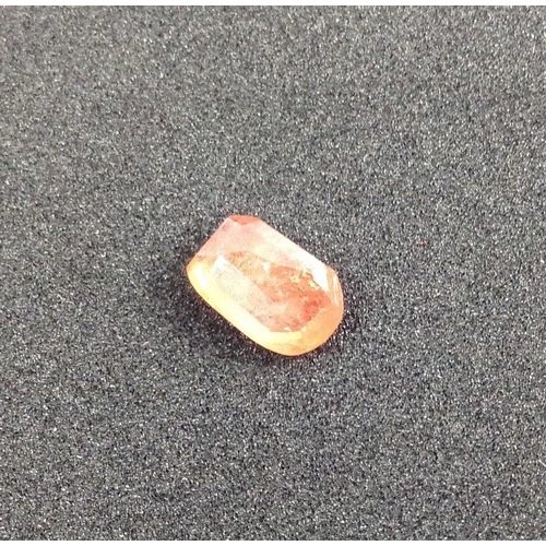 14 - A NATURAL ORANGE SAPPHIRE (1.76cts) with a gemstone report from the International Testing Laboratory... 