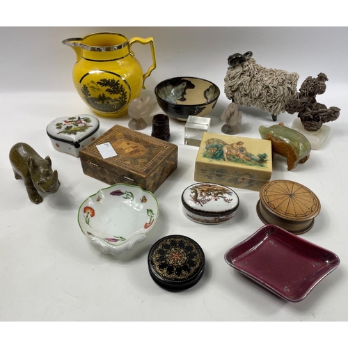 403 - A QUALITY! mixed lot to include a LIMOGES TRINKET DISH 10cm dia, plus various vintage trinket boxes,... 