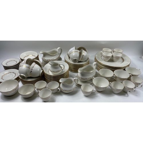 81 - A ROYAL DOULTON FAIRFAX dinner service to include 12 plates (27cm), 12 plates (20cm), 12 bowls (13.5... 