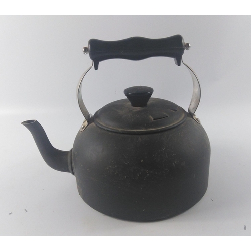 92 - A 2.8L kettle suitable for an Aga/Raeburn/Esse etc.#94