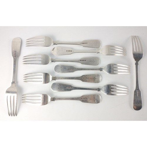 101 - Eight London silver hallmarked 1819 FORKS by silversmith PAUL STORR length of forks 20cm, gross weig... 