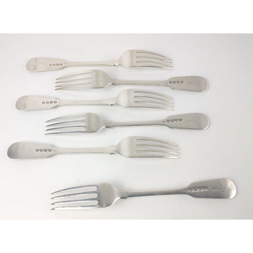 102 - Six London silver hallmarked 1819 forks by silversmith PAUL STORR length 17cm, gross weight 244g.#11... 