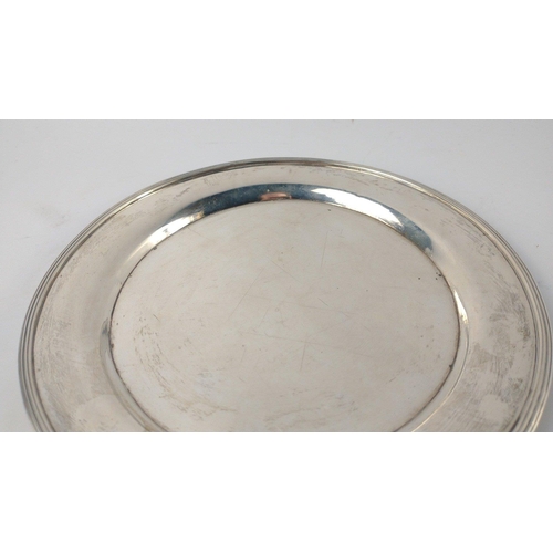 120 - Silver CARD TRAY, Dublin hallmarked, 1813, silversmith JAMES SCOTT, 17cm diameter, 183g weight appro... 