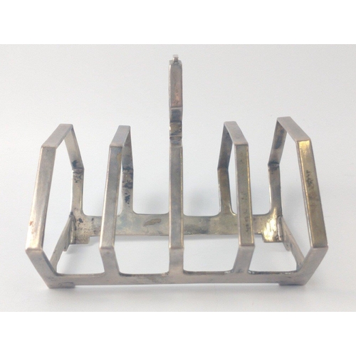 132 - A Birmingham silver hallmarked 1930 small TOASTRACK by silversmith DEAKIN & FRANCIS LTD, 8 x 7cm, gr... 