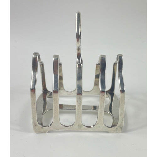 138A - A small SHEFFIELD Silver Hallmarked 1917 Toast rack by silversmith J Dixon & Son 78g weight approx d... 