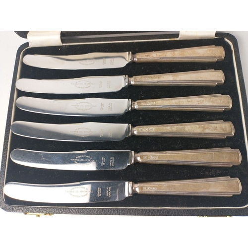 146 - A boxed set of six Sheffield silver hallmarked 1954 handled FRUIT KNIVES in original presentation ca... 