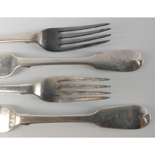 185 - Four London silver hallmarked 1831 FORKS by silversmith WILLIAM CHAUNER length 16.5cm, gross weight ... 