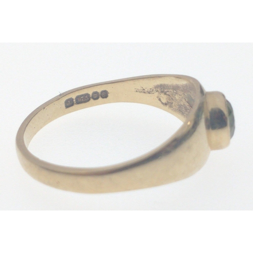 81 - Birmingham hallmarked 375 yellow gold with green stone inset RING size N, gross weight 1.95g approx,... 