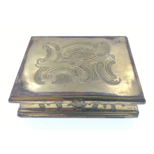 89D - A rather nice brass plated on copper late 19th century TRINKET lidded and hinged pill box with repou... 