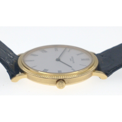 90 - Pre Owned PATEK PHILIPPE Wrist Watch featuring a white dial with black Roman numerals, this is a stu... 