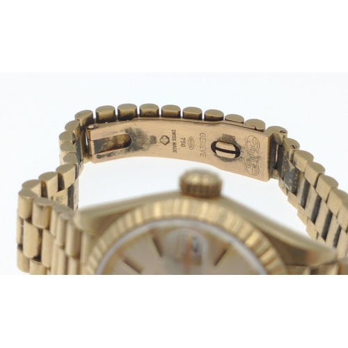 92 - A ROLEX ladies wrist watch OYSTER PERPETUAL DATE JUST 750 stamped YELLOW GOLD Wrist Watch and Bracel... 