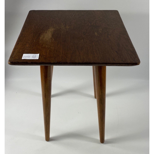 121 - An IN VOGUE small square table on spindle legs height 18 x 12 square top approx#123