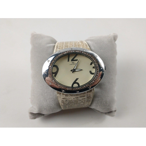 55 - A ladies' watch by MUREX, watch face 5cm across, comes with guarantee dated 2008 in its jeweller's p... 