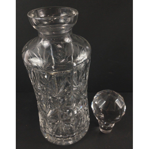 318 - A BEAUTIFUL QUALITY CRYSTAL decanter with large stopper - this decanter is SUBSTANTIAL, possibly EDI... 