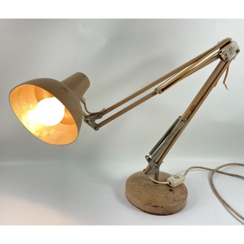 402 - A vintage c1960's anglepoise lamp reaches to 97cm tall#416