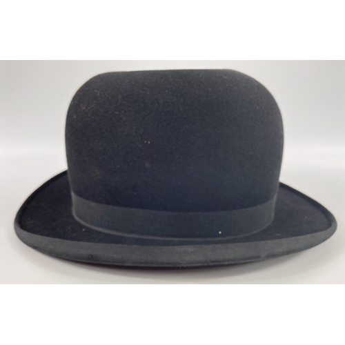 436 - 'The Alanor' gents vintage bowler hat c1930's in good condition size 6 and 7/8ths with the leather b... 